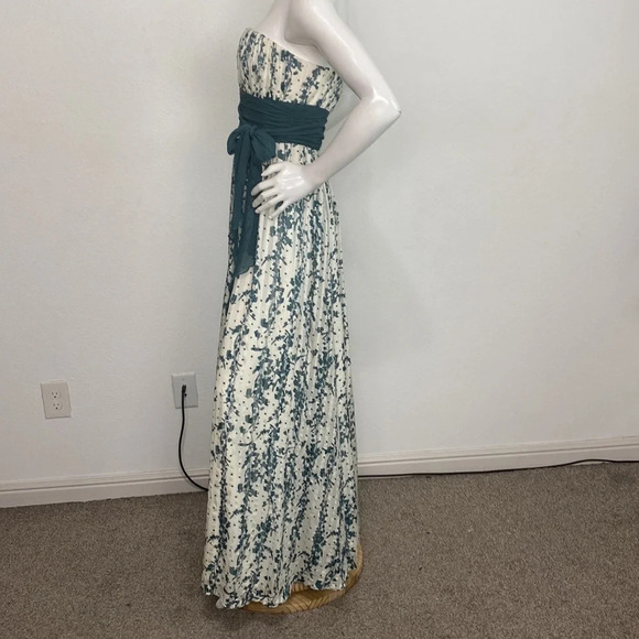 BCBGMaxAzria Green White Floral 100% Silk Strapless Maxi Dress Size 6 - Picture 7 of 10